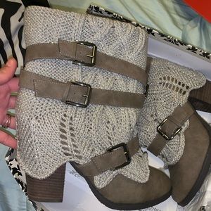 Heel boots